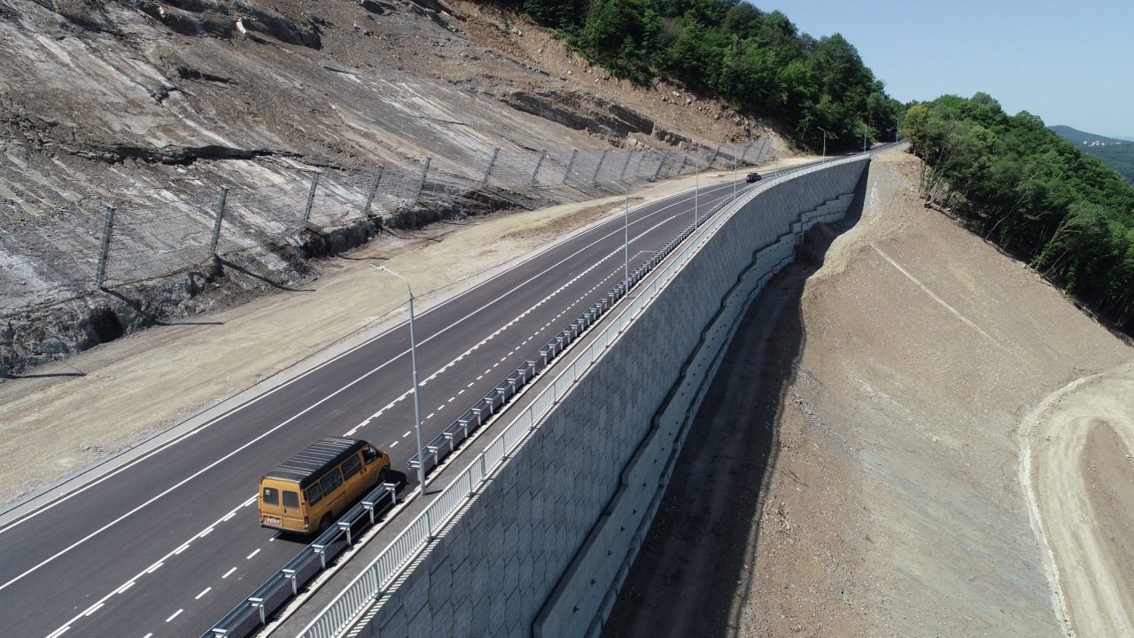 Открыта дорога Цкнети — Бетания