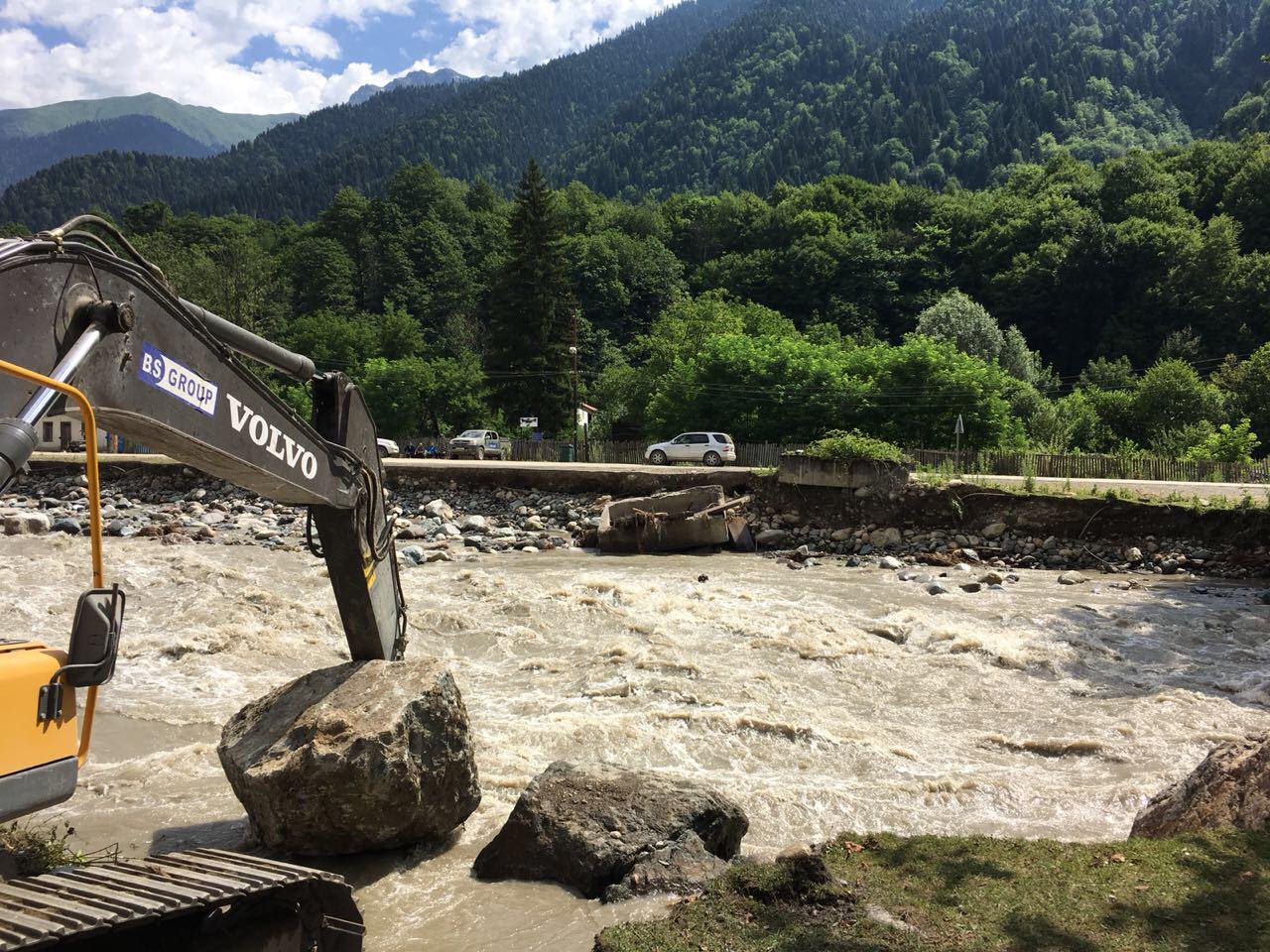 В Чубери начались работы по ликвидации последствий стихии