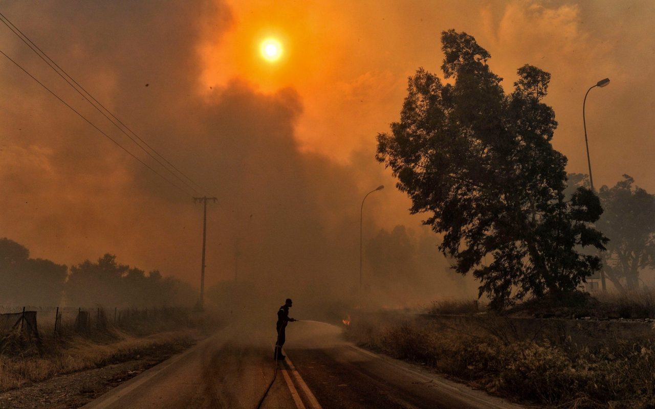 Грузия выразила соболезнования Греции в связи с гибелью людей от пожара