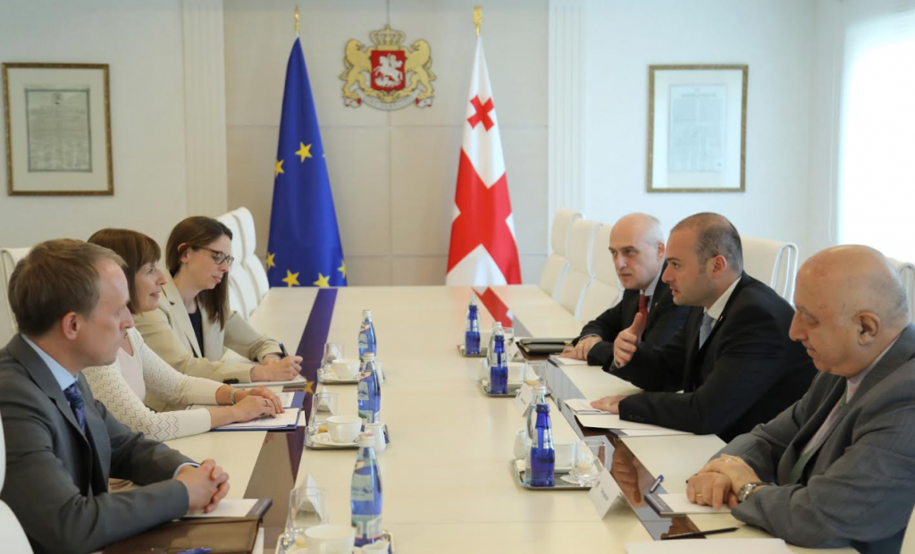 Премьер-министр Грузии встретился с и.о. посла США Элизабет Руд