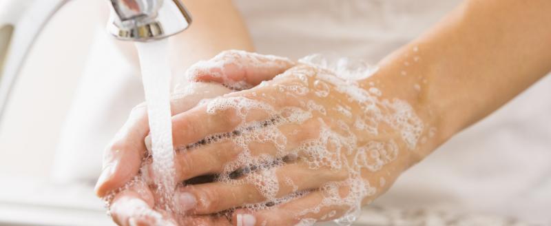 Врачи предостерегают от инфекций летнего сезона