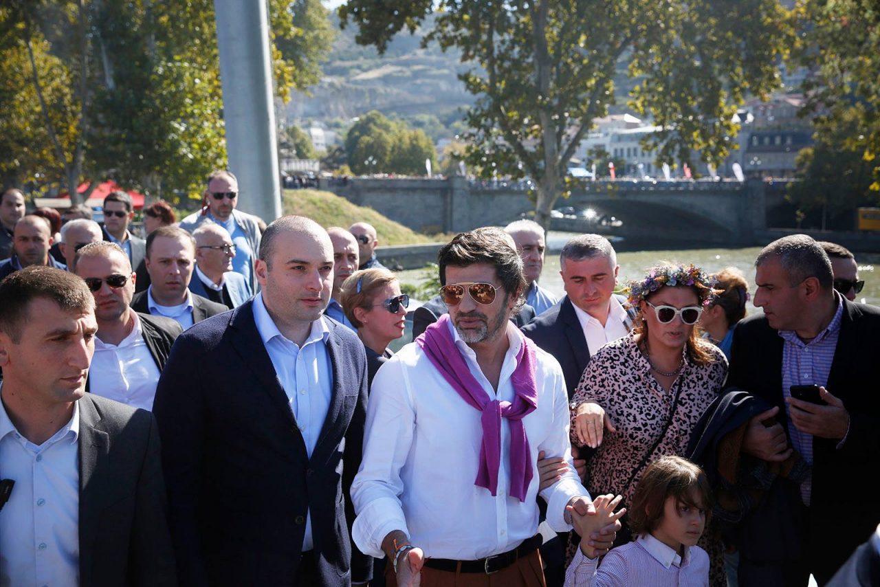 Мэр с премьером приняли участие в "Тбилисоба"