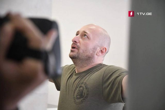 Бывший прокурор сливает компромат на власть и пытается покончить жизнь самоубийством