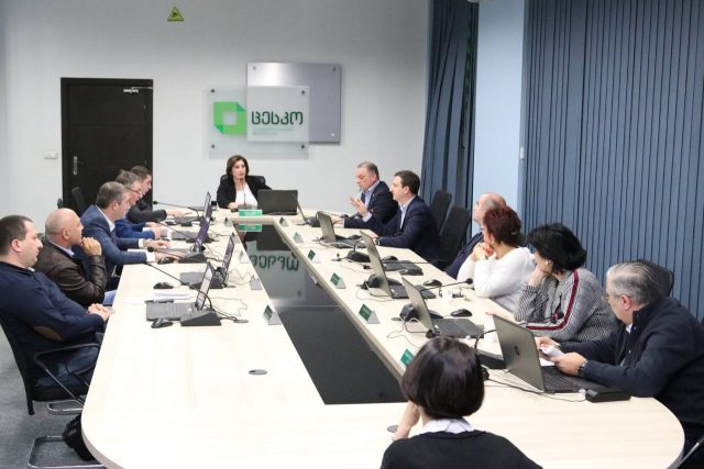 В Грузии второй тур президентских выборов пройдёт в среду 28 ноября