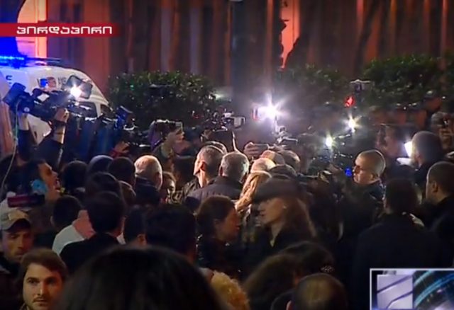 Власти нарушает Конституцию Грузии-акция протеста «Палатками защищаем свободу»