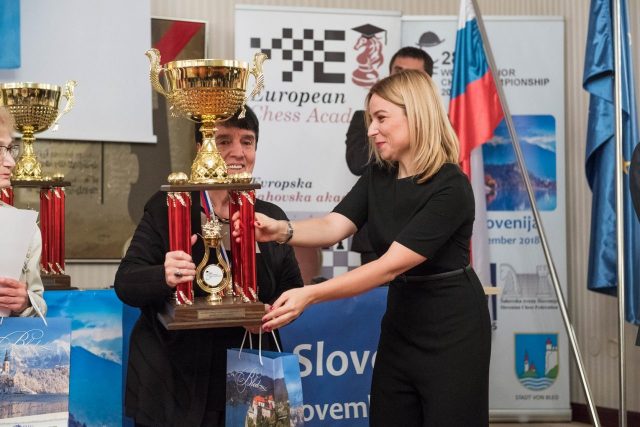 Нона Гаприндашвили в шестой раз стала чемпионкой мира среди сеньоров в возрастной категории старше 65 лет