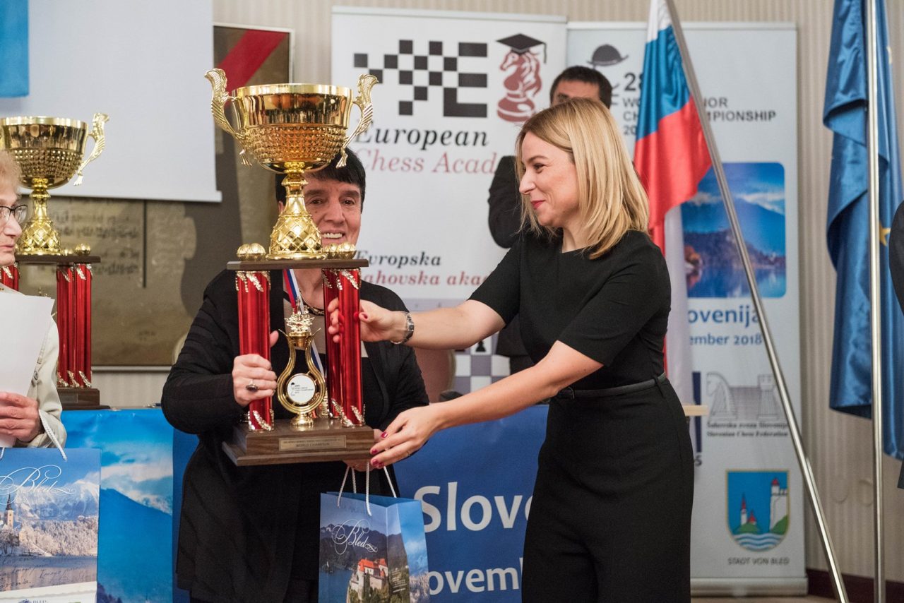 Нона Гаприндашвили в шестой раз стала чемпионкой мира среди сеньоров в возрастной категории старше 65 лет