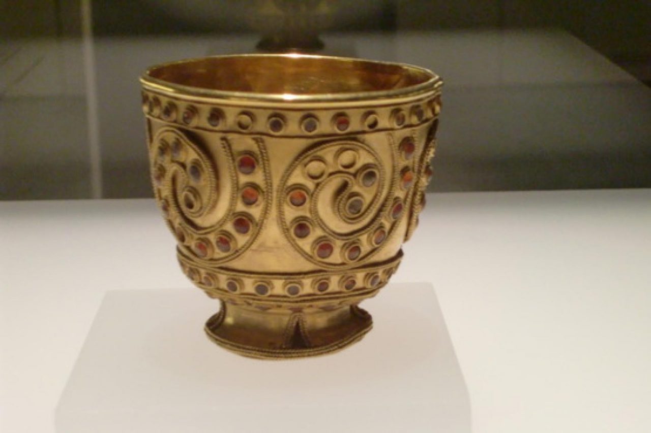 В Национальном музее Грузии проходит выставка «Мудрость, воссозданная в золоте»