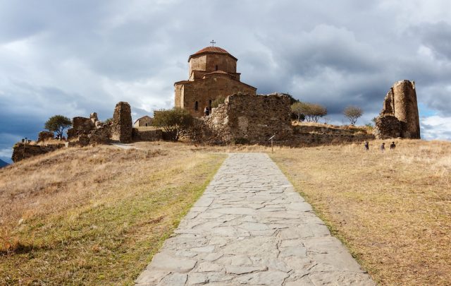 Монастырь Джвари в Мцхета открылся