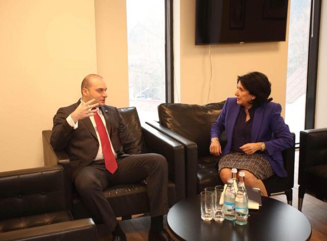 Саломе Зурабишвили приняла Мамуку Бахтадзе в своей резиденции на улице Атонели