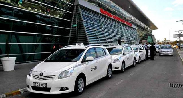 С 1 марта в Тбилиси водители такси смогут получить бесплатно ваучеры