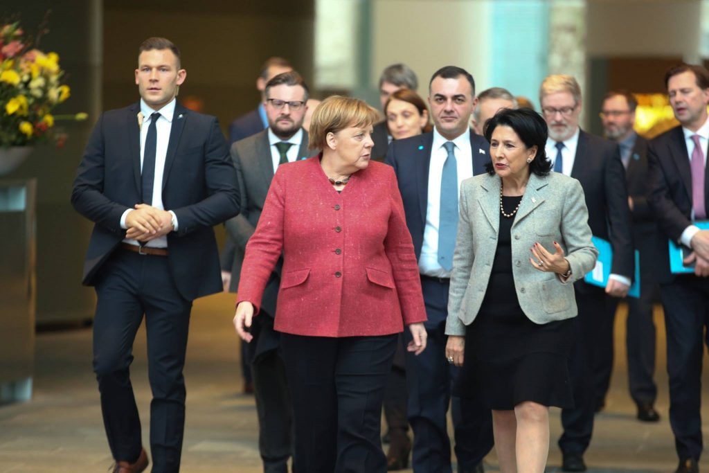 Ангела Меркель приняла Саломе Зурабишвили в Федеральной канцелярии Германии