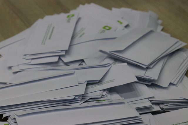 В Грузии оппозиция должна в течение четырех месяцев собрать более 200 тысяч подписей граждан