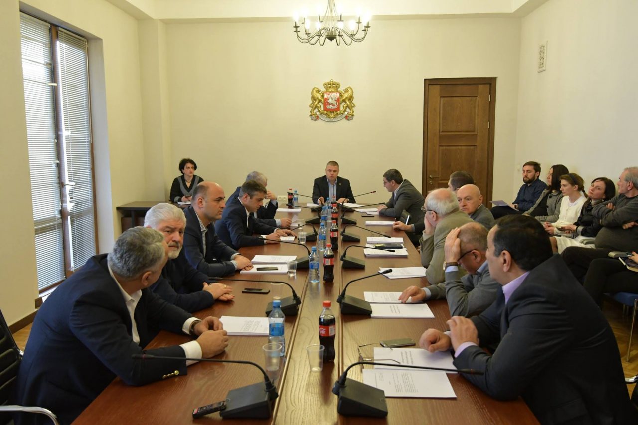 Парламент Грузии отказался от кредита Европейского инвестиционного банка