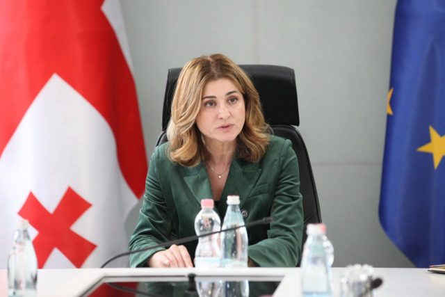 В Грузии знания школьников будут проверять по-новому