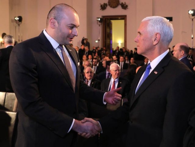 Премьер-министр Грузии встретился с вице-президентом США Майком Пенсом