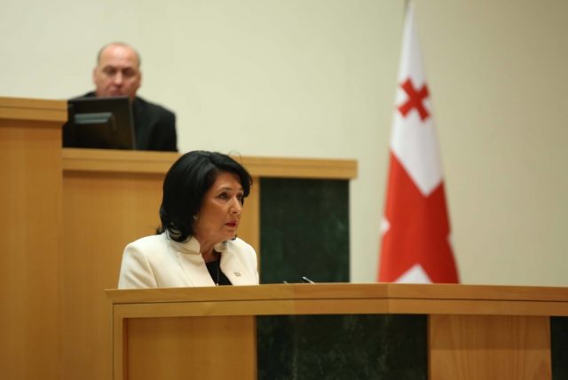 Первое выступиление президента Саломе Зурабишвили в парламенте Грузии