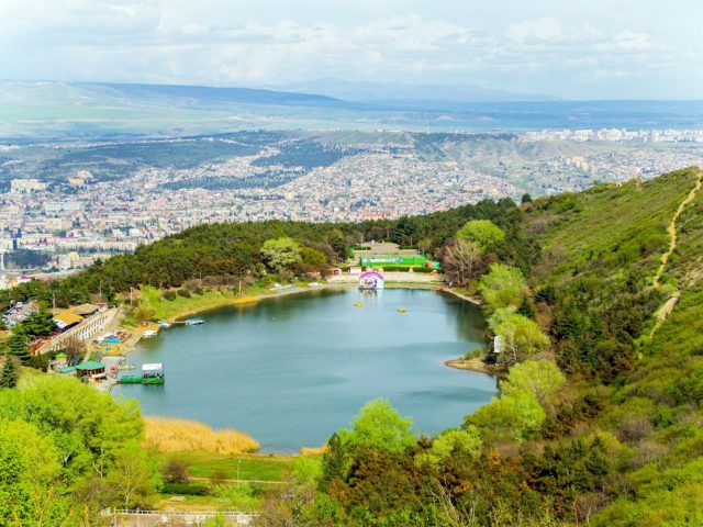 В Тбилиси территории прилегающие к Черепашьему озеру будут озеленены