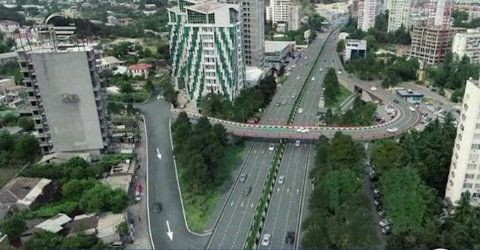 В Тбилиси завершается строительство двухъярусной эстакады