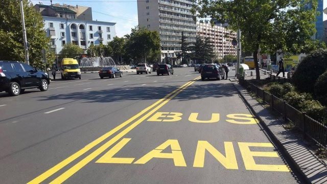 В Грузии увеличиваются штрафы за нарушения правил дорожного движения и парковки