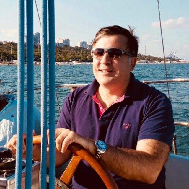 Саакашвили назвал проект новой автомагистрали к границе с Россией дорогой для быстрого взятия Тбилиси