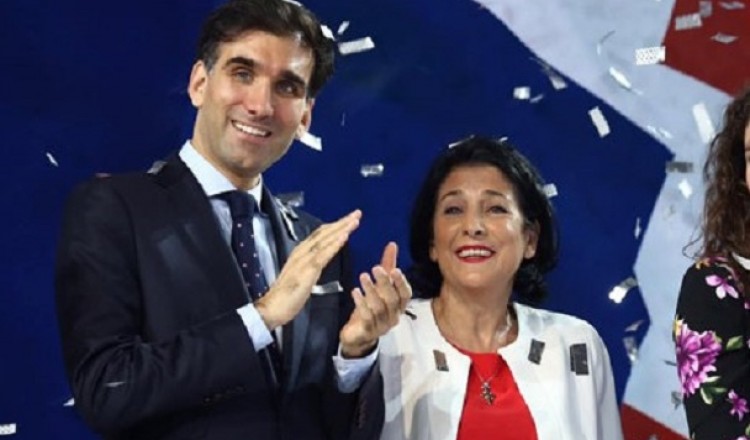 Сын президента Грузии получил работу в Елисейском дворце