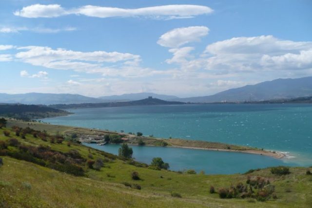 Незаконные подключения к подземным коммуникациям на «Тбилисском море»