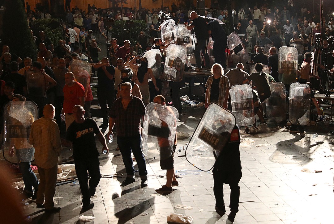 Трое из 240 получивших травмы на акции 20-21 июня в Тбилиси признаны пострадавшими