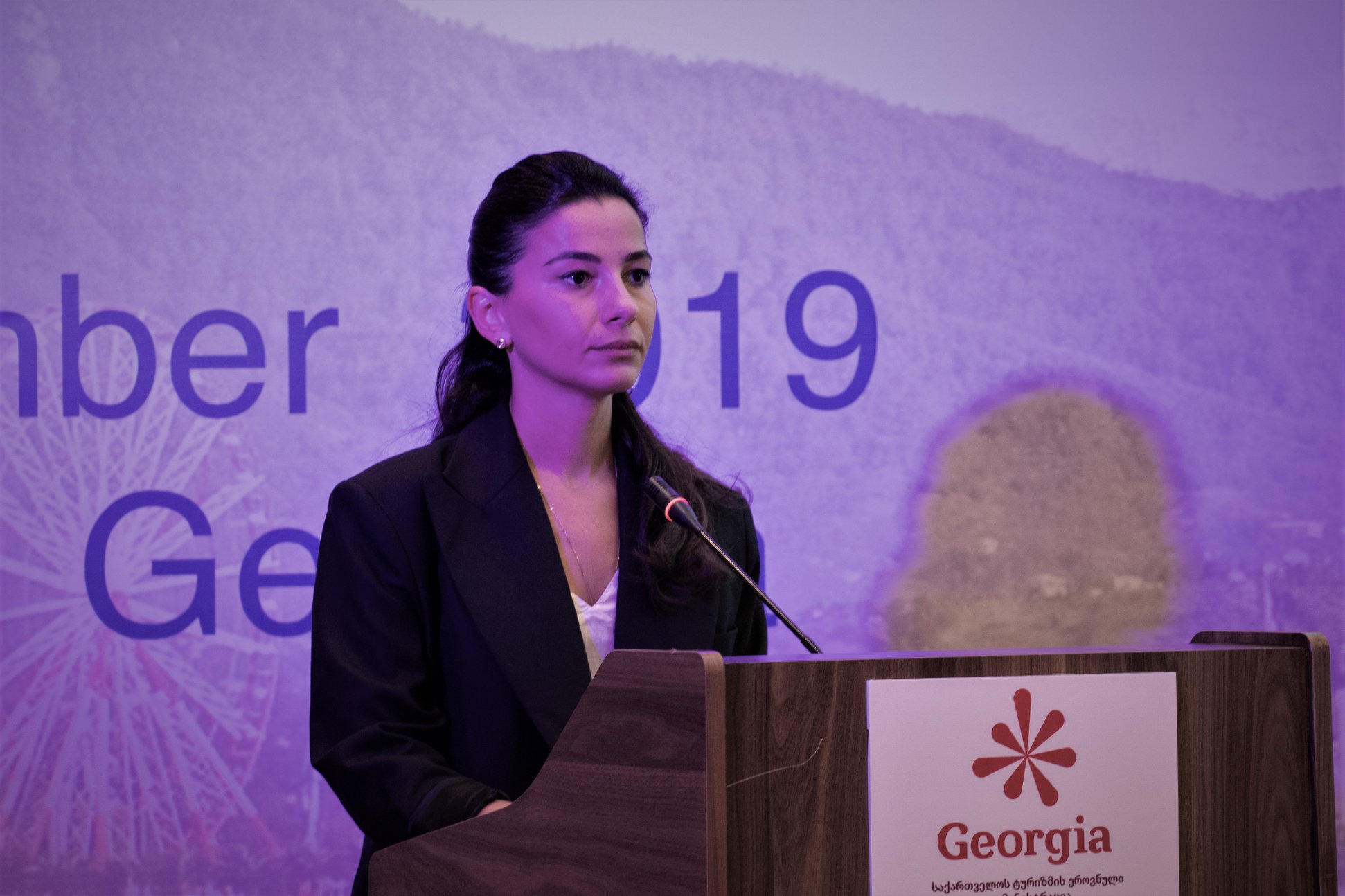 В Грузии жить и работать дистанционно хотят 800 иностранцев