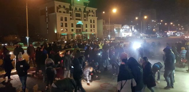 В Тбилиси прошла стихийная акция после известия о смерти подростка