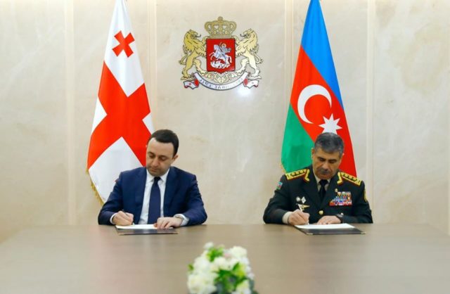 Министры обороны Грузии и Азербайджана подписали план двустороннего сотрудничества на 2020 год
