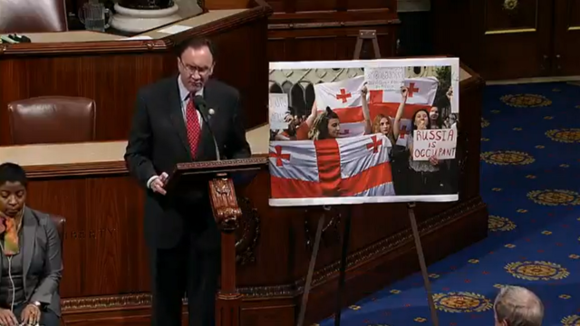 Президент России "блокировал" работу американской компании в Грузии