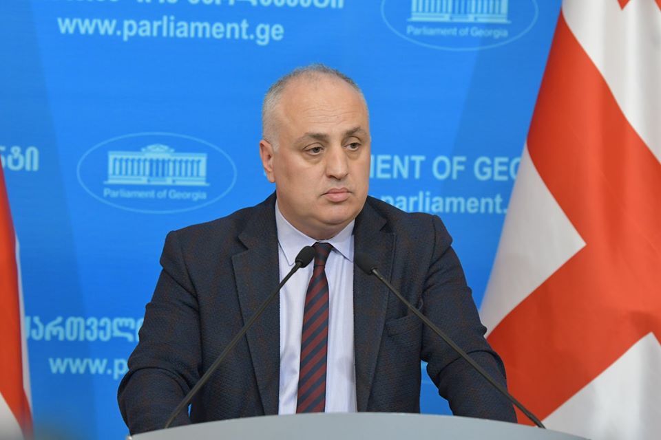 В Грузии социально незащищенным семьям больше не будут прекращать выплату социального пособия