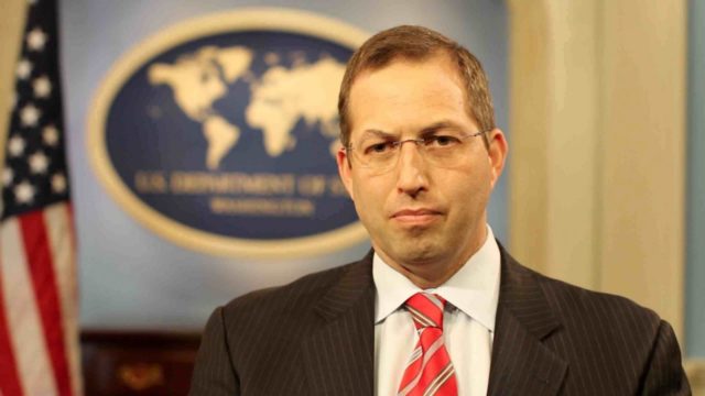 Президент NDI Дерек Митчел впервые посетил Грузию