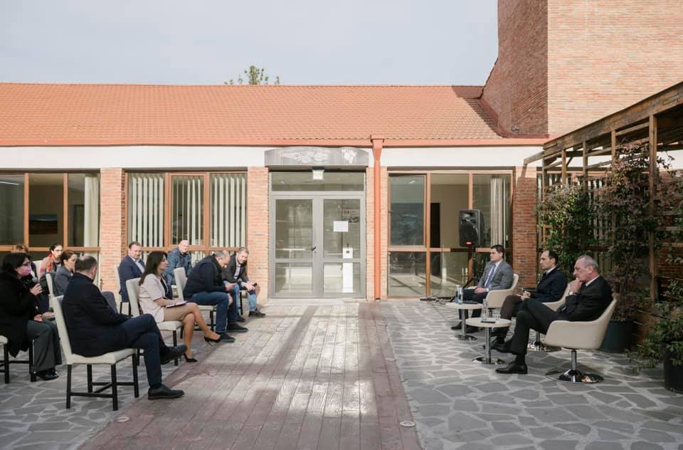 Крупные супермаркеты в Грузии отчитались о создании запасов продуктов