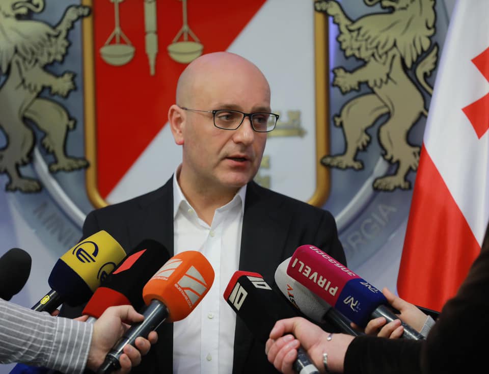 Кому положены компенсации в Грузии