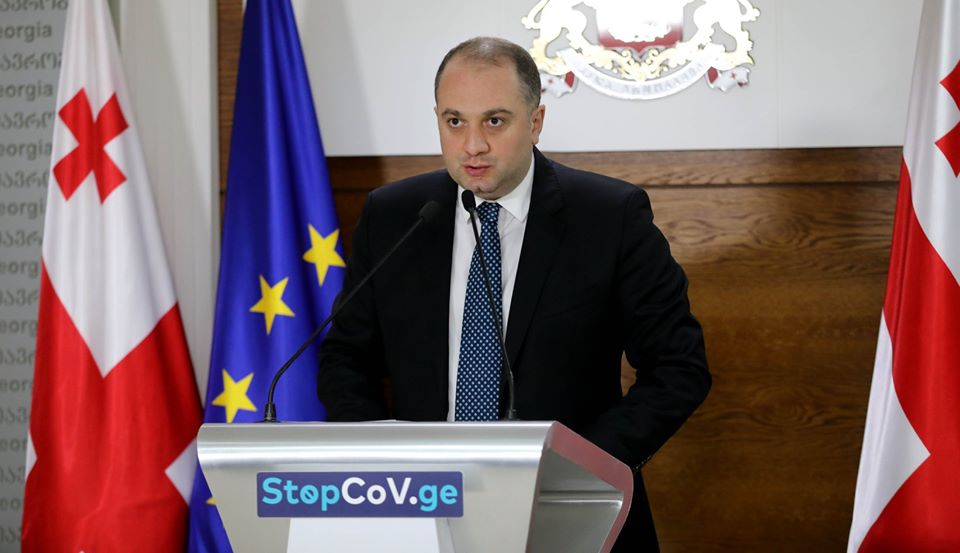 С 17 апреля 2020 года по дорогам Грузии запрещается движение легковых автомобилей