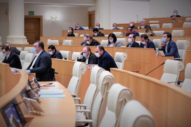 Парламент Грузии ратифицировал два кредитных соглашения с Международным банком реконструкции и развития