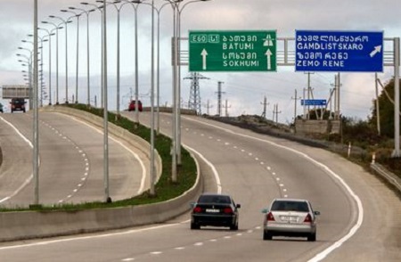 В Тбилиси придумали, как помочь жителям бесплатно ездить по городу