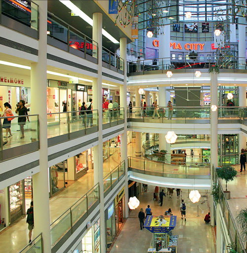 Новые правила работы магазинов одежды в Грузии