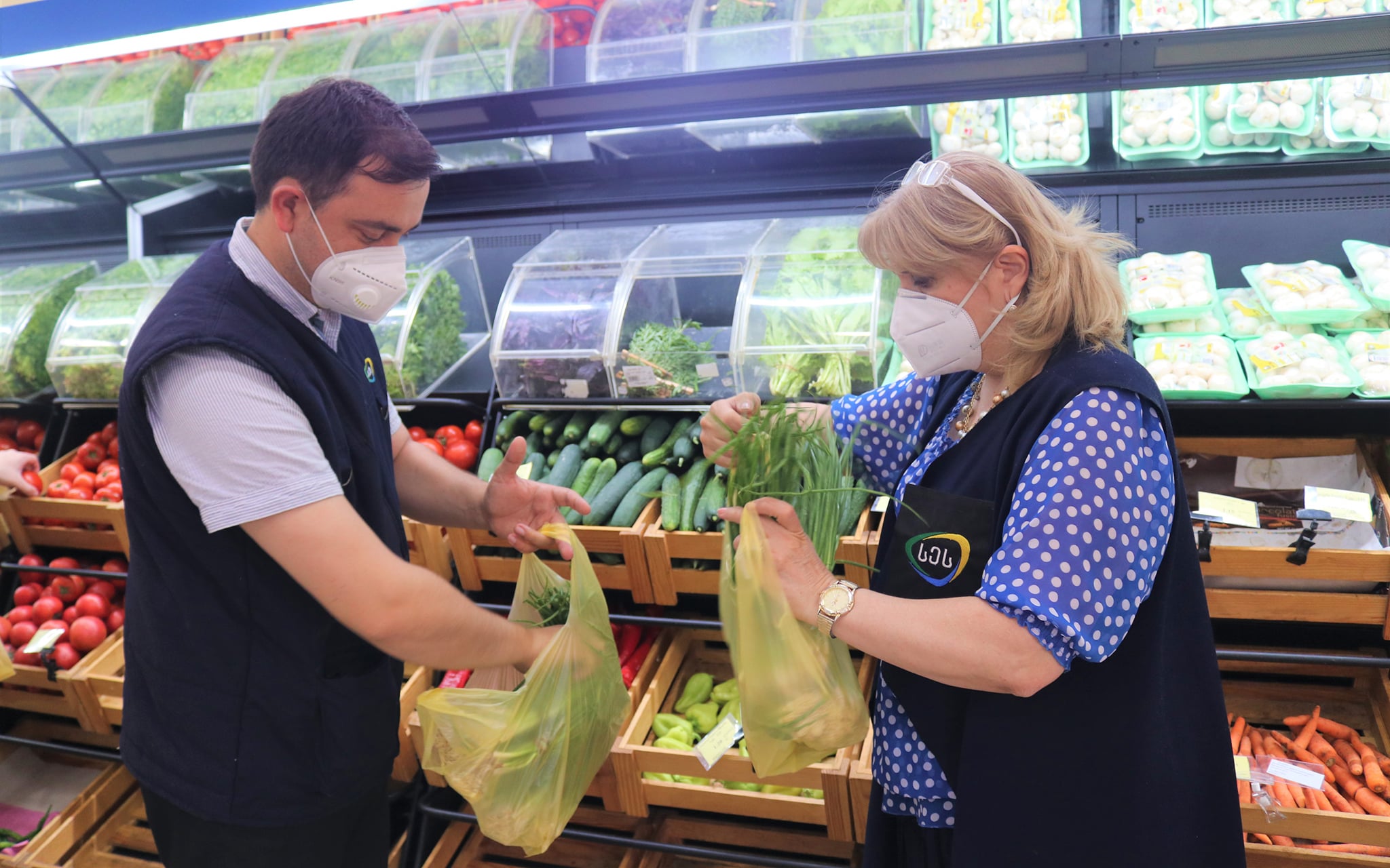 В Грузии проверили качество овощей и фруктов