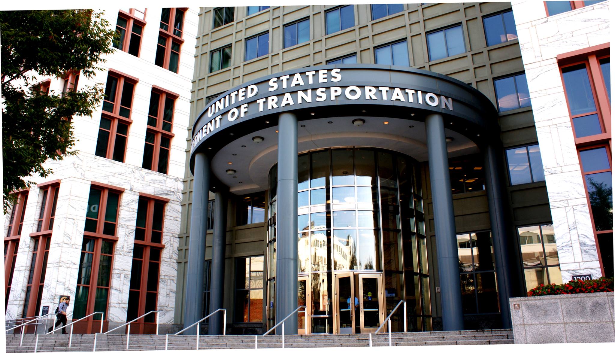 Министерство транспорта США официально объявило о запрете полетов китайских авиакомпаний в страну