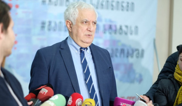 Амиран Гамкрелидзе рассказал, почему Грузии нельзя открывать сухопутные границы