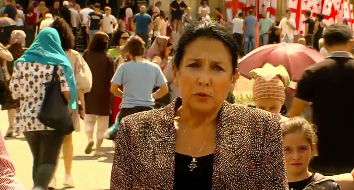 Саломе Зурабишвили помиловала «очень жестоких преступников»