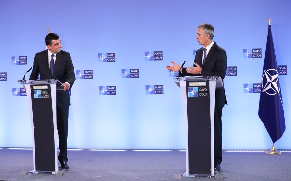 В Брюсселе прошли переговоры генерального секретаря НАТО с премьер-министром Грузии