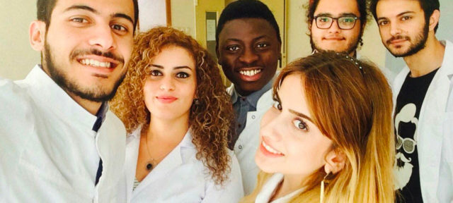 В Грузии иностранные студенты должны сами оплатить расходы на карантин и ПЦР-тестирование