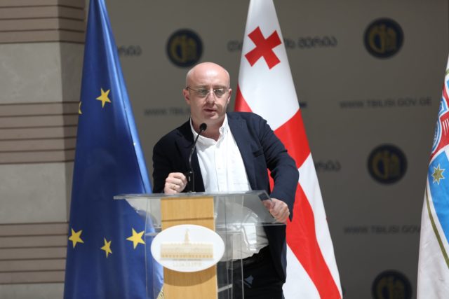 В Тбилиси всех сотрудников детских садов проверят на наличие коронавируса