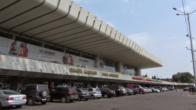 В Тбилиси закрыт торговый центр Tbilisi Central