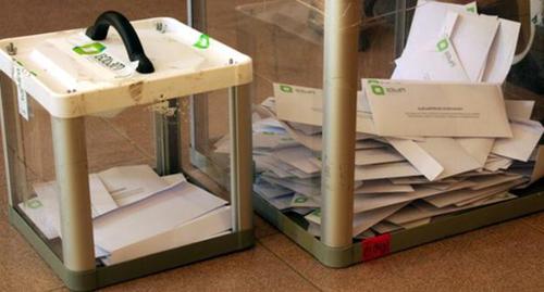 В Грузии начались парламентские выборы