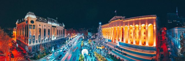 В Тбилиси после 21:00 не будут отключать новогоднее освещение